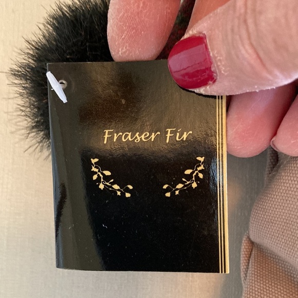 14” Plush “Fraser Fir” Black Bear #1574 Retired 2006 Bearington Christmas Tags - Picture 7 of 12